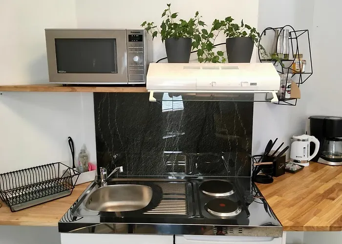 Apartment With Garden And Teracce- Free Parking