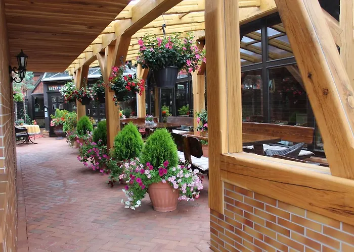 Hotel und Pension Am Burchardikloster