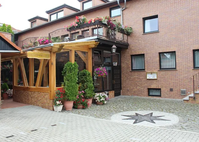 Hotel und Pension Am Burchardikloster