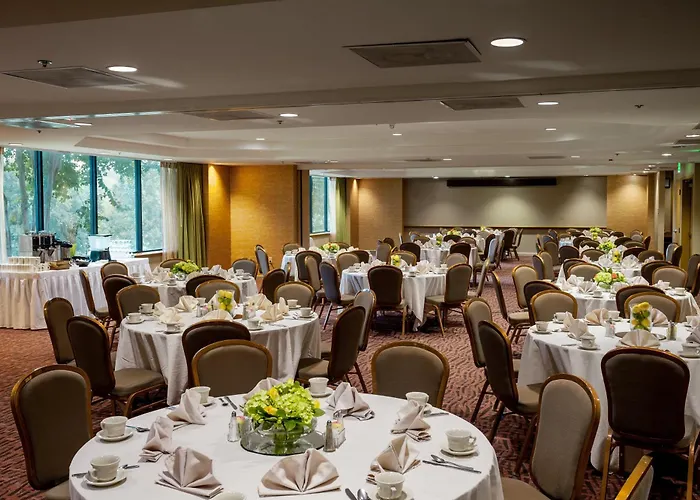 Holiday Inn Austin -Town Lake By Ihg