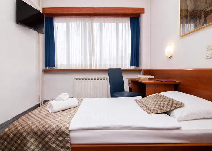 Hotel Neboder