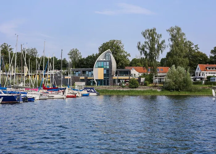 Entspannung mit Seeblick - ADAC Yacht