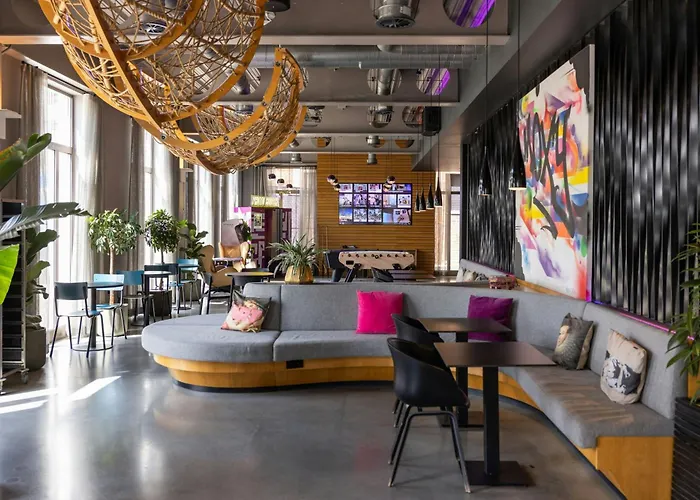 Moxy London Excel