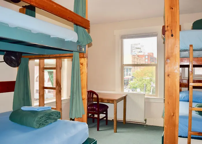 Green Tortoise Hostel Seattle