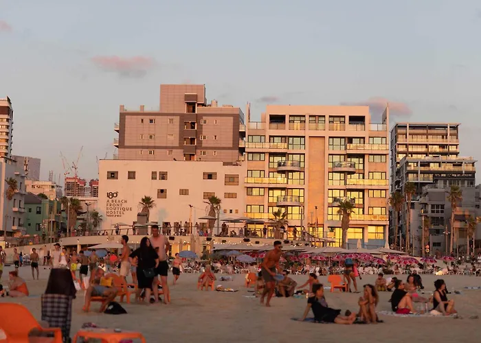 180 Boutique Hostel