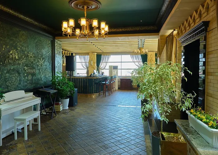 East Star Hotel