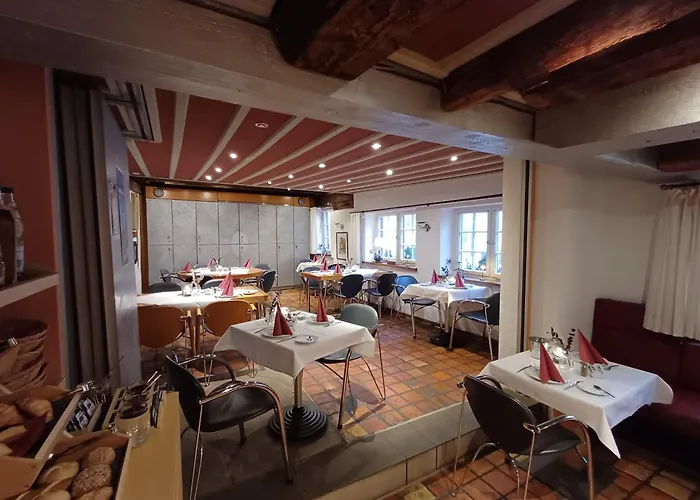 Hotel Schiefes Haus