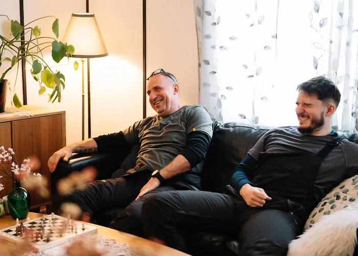 Gjestehuset 102 - Your Home Away From Home!