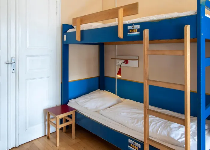 Hostel Mondpalast