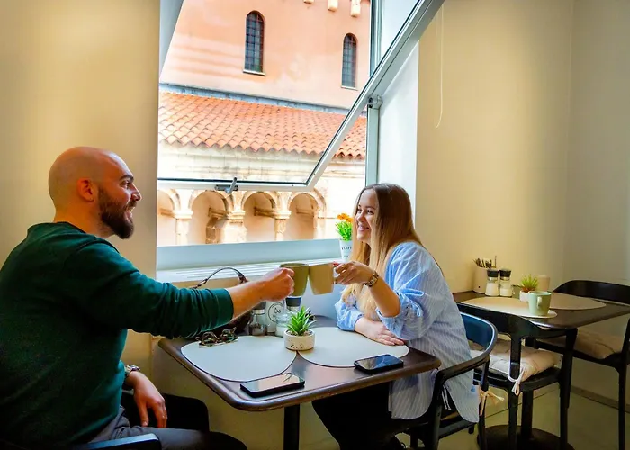 Boutique Hostel Forum