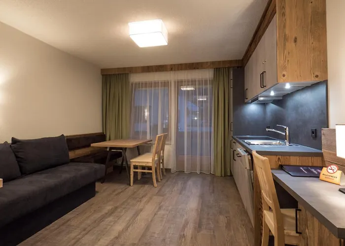 Hotel & Apart Central