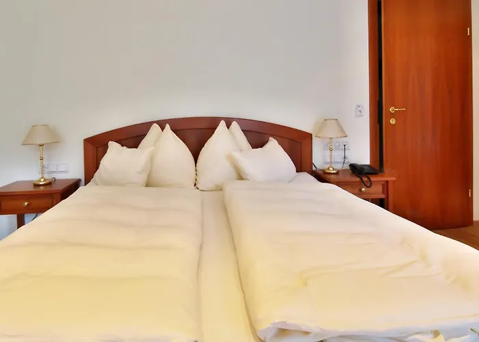 Seeböckenhotel Zum Weißen Hirschen