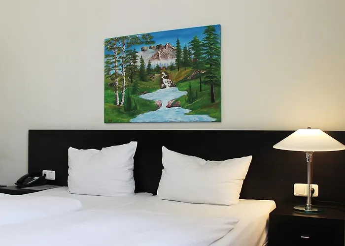 Aariana Hotel
