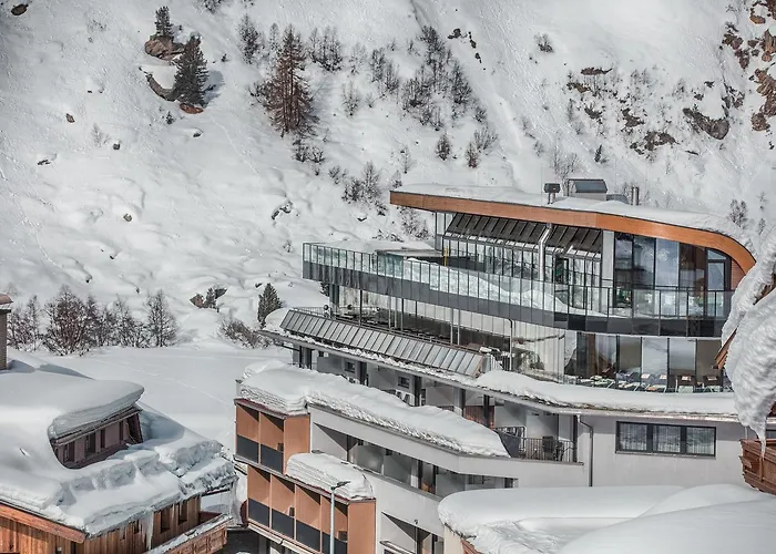 Josl Mountain Lounging Hotel - Adults Only!