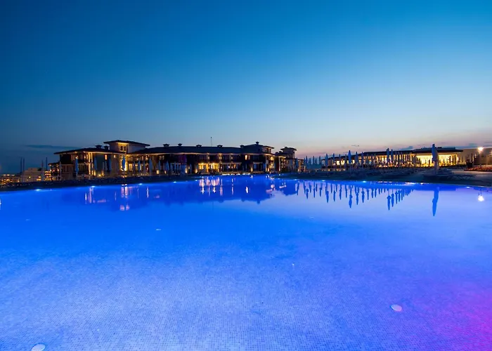 Nevis Resort & Aqua Park